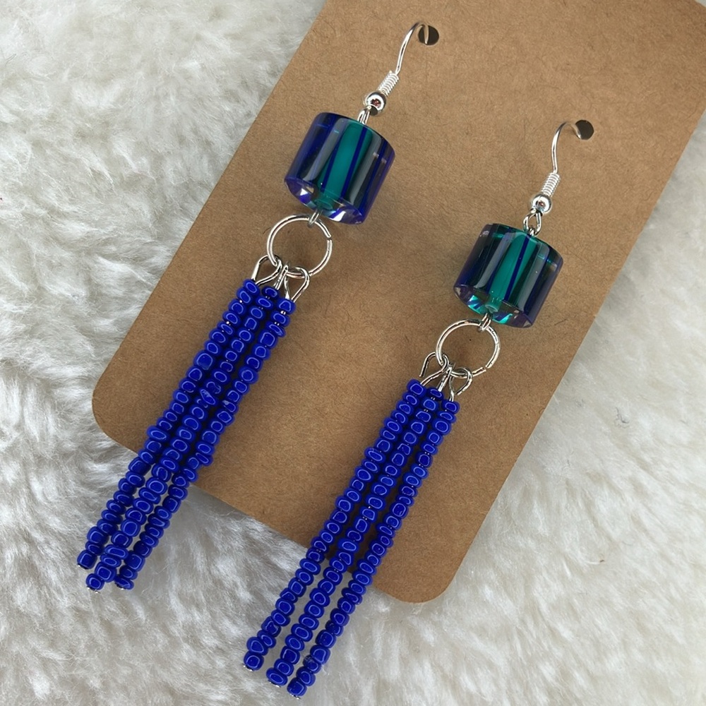 🔴 Hand Crafted Dangle Earrings